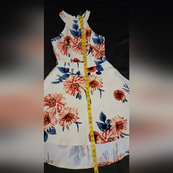 ALMOST FAMOUS Womens Ivory Floral Knee Length Fit + Flare Dress  Size: Small - Picture 5 of 10